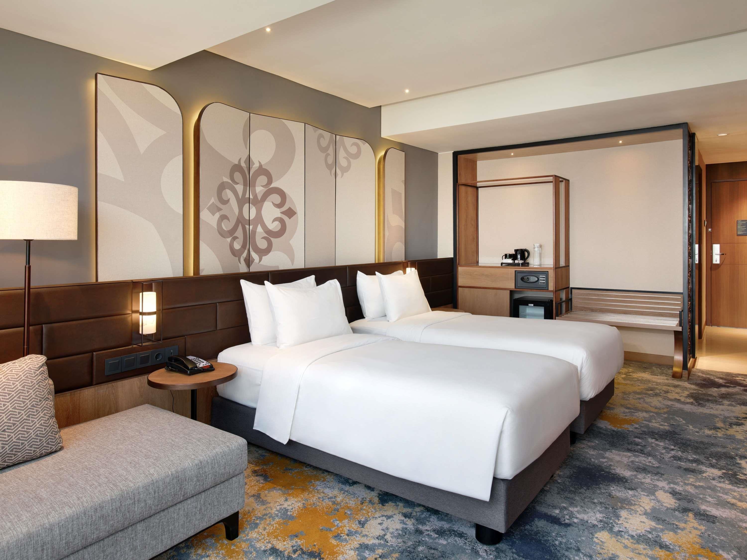 Mercure Pangkalan Bun Room Type - Deluxe Room Twin Beds
