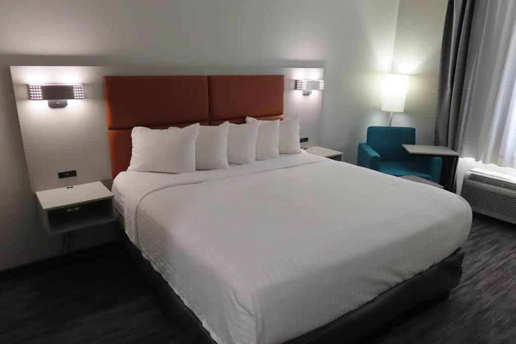Best Western Heritage Inn & Suites-guestroom-Guest Room,On-Site.jpg
