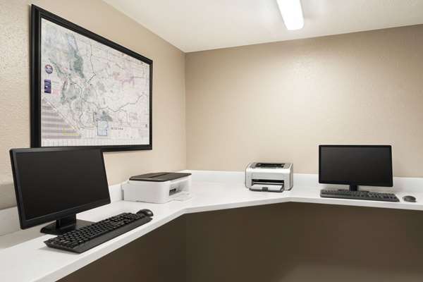 Conference Area - Ramada Hotel Downtown Helena - I-15, Exit 192