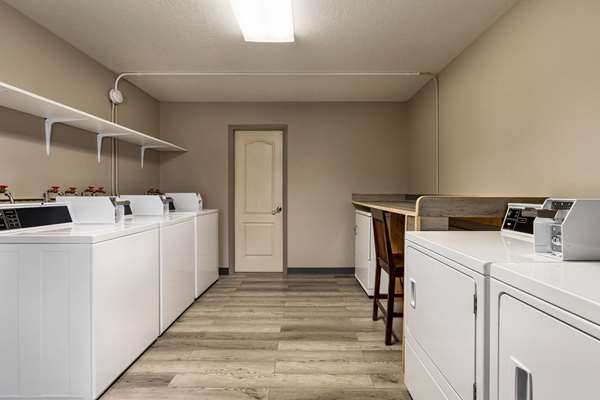 Amenities - Ramada Hotel Downtown Helena - I-15, Exit 192