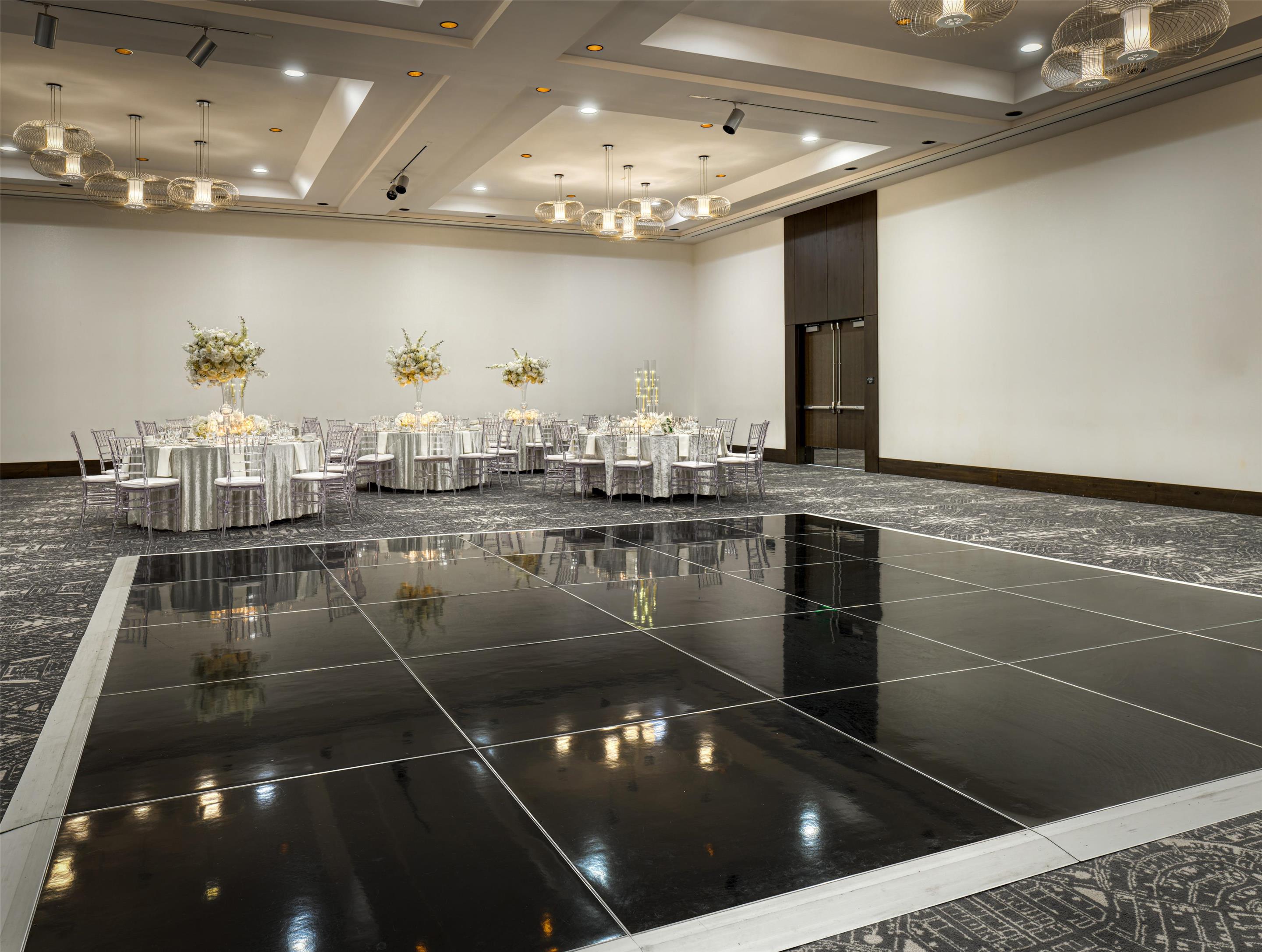 Royal Sonesta Minneapolis Wedding Edit | The Royal Sonesta Minneapolis Downtown
