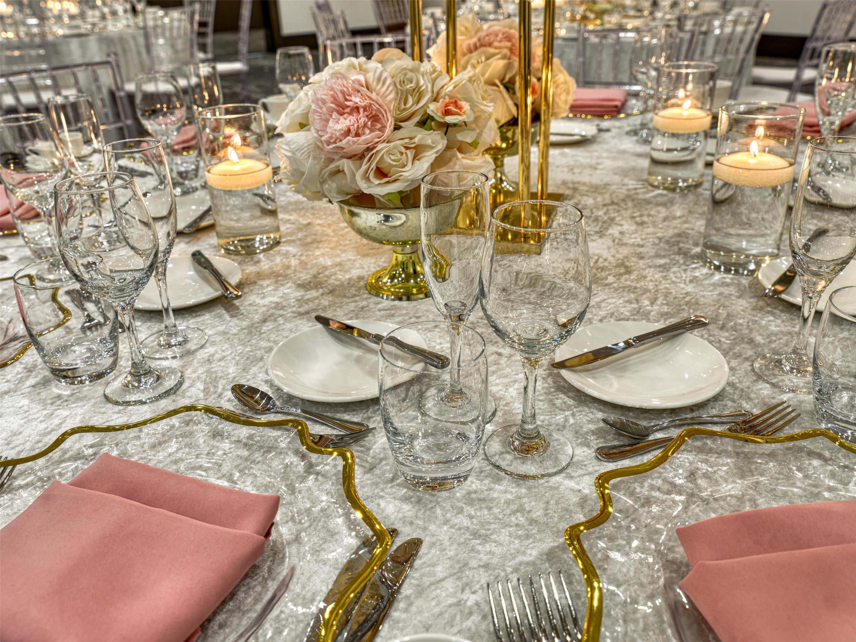 Royal Sonesta Minneapolis Wedding Edit | The Royal Sonesta Minneapolis Downtown