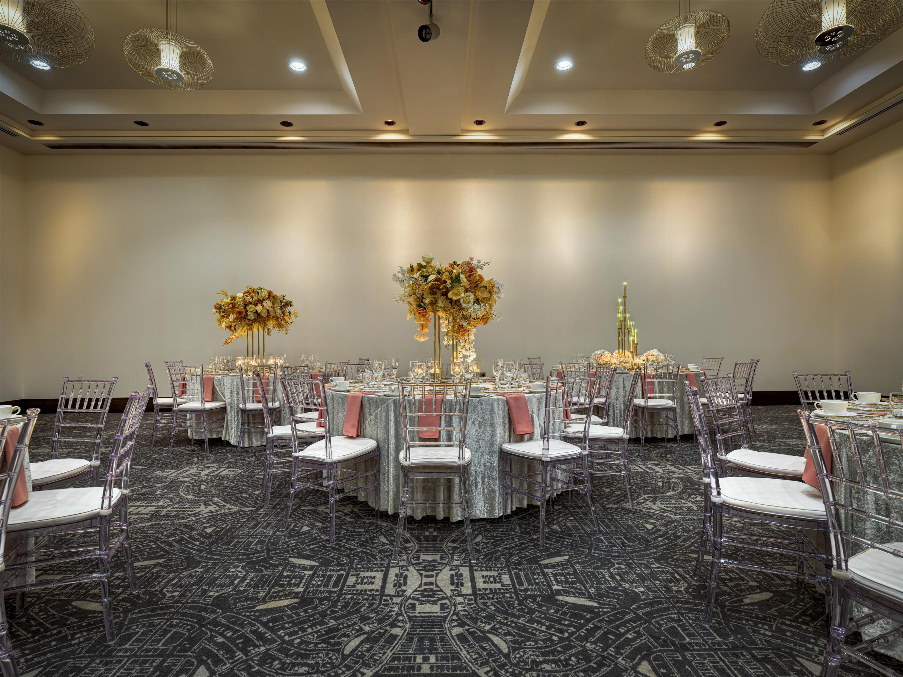 Royal Sonesta Minneapolis Wedding Edit | The Royal Sonesta Minneapolis Downtown