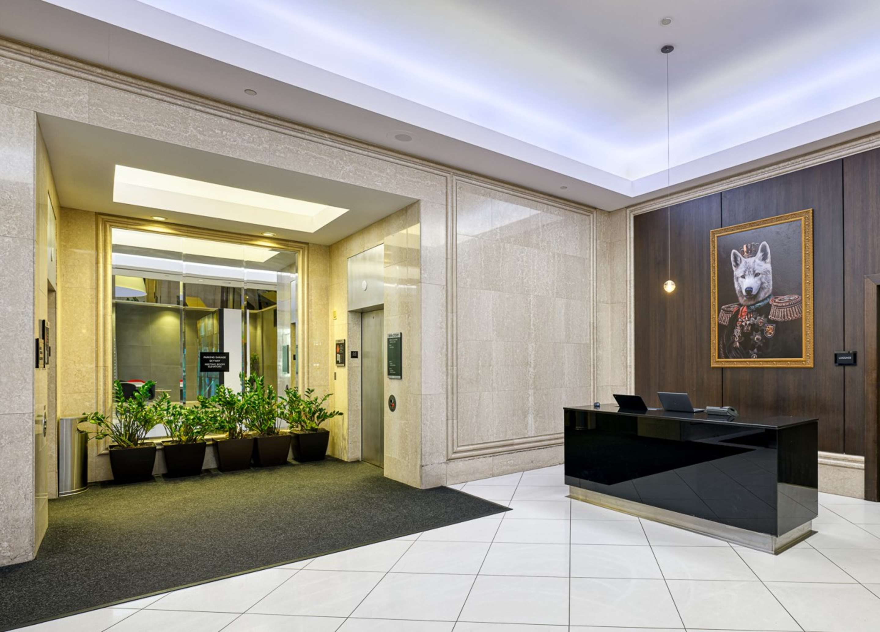 Lobby | The Royal Sonesta Minneapolis Downtown