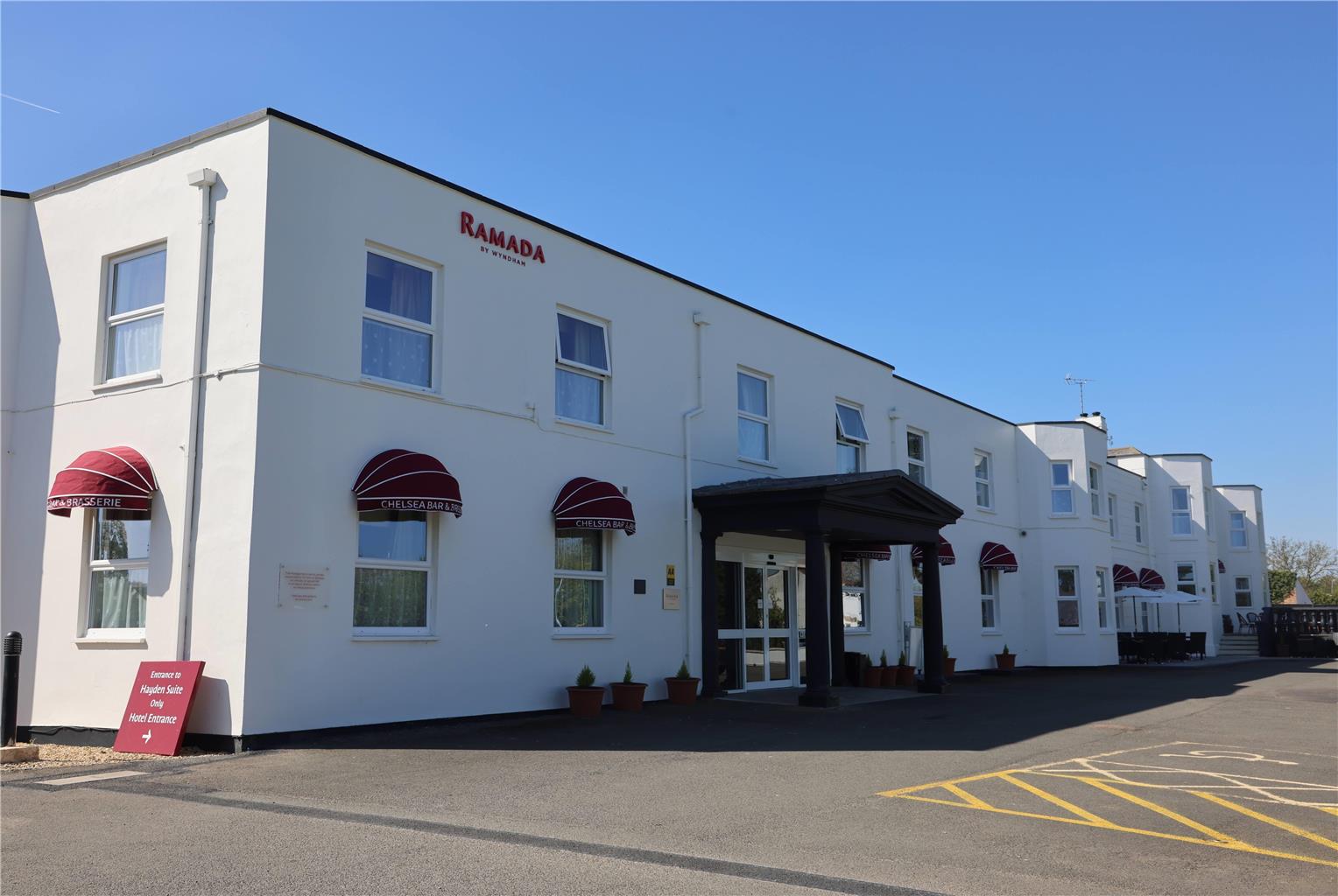 Ramada by Wyndham Cheltenham
