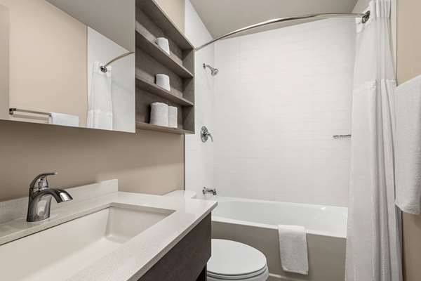  - Microtel Inn & Suites by Wyndham Dorval