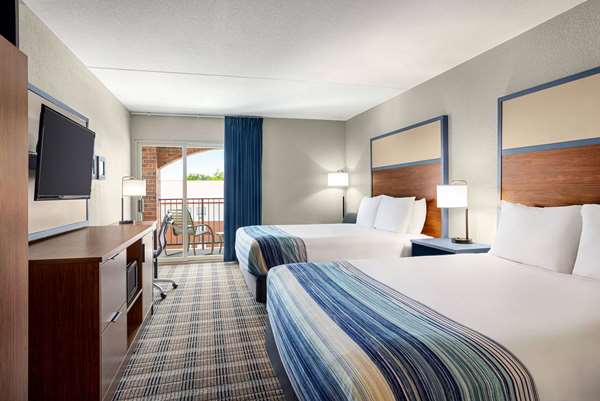 2 Queen Beds, Deluxe Room, Non-Smoking