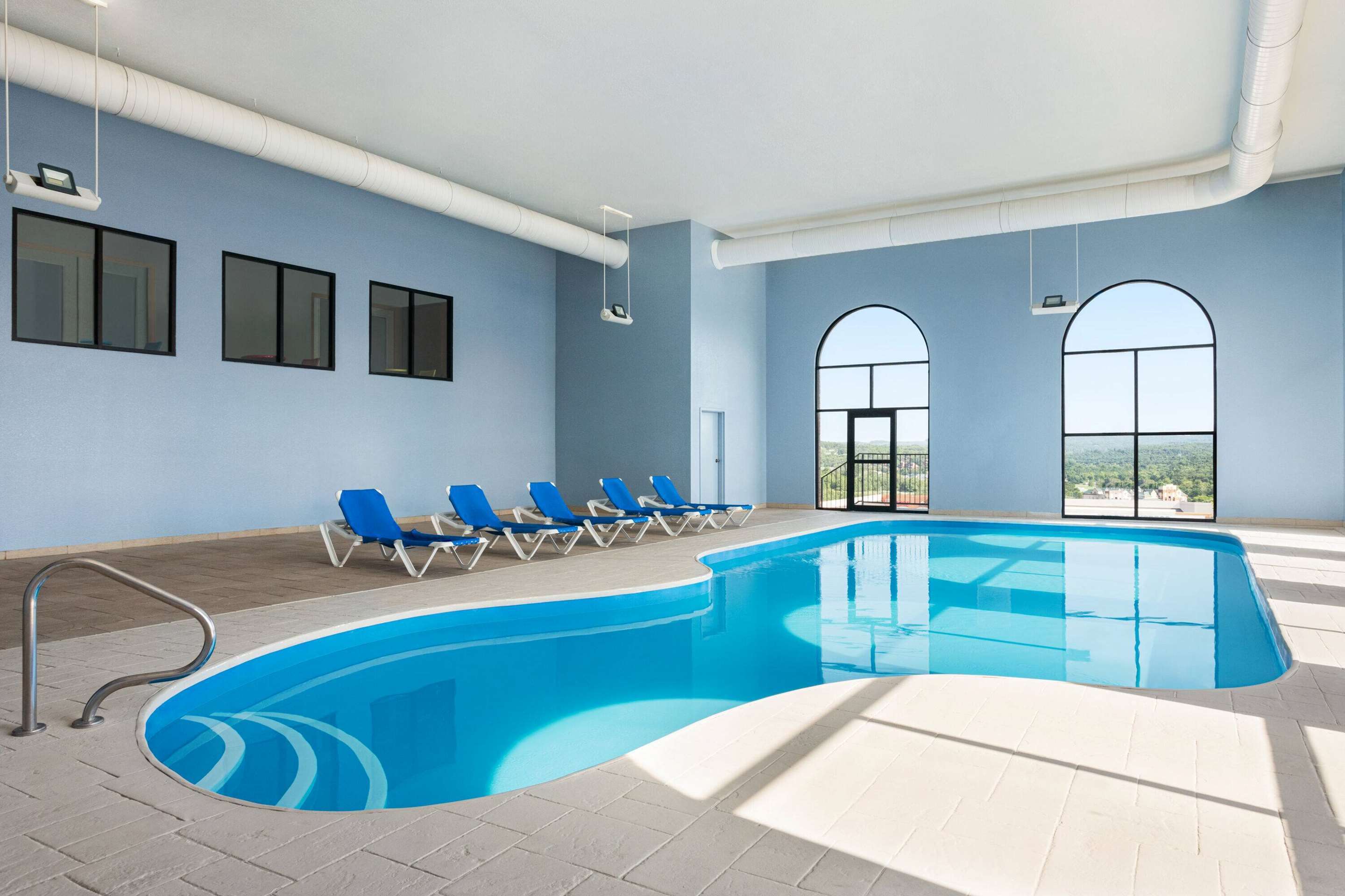 Pool - indoor
