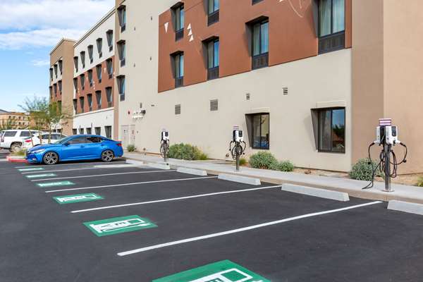  - Comfort Suites Talking Stick District Scottsdale