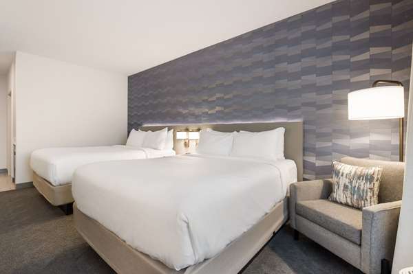  - Comfort Inn & Suites Gaylord - I-75, Exit 282