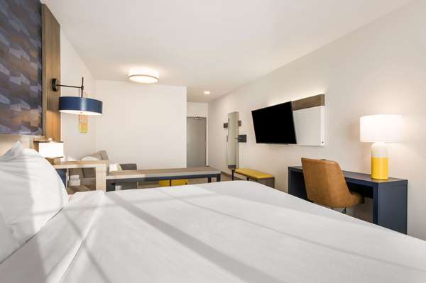 Suite - Comfort Inn & Suites Gaylord - I-75, Exit 282