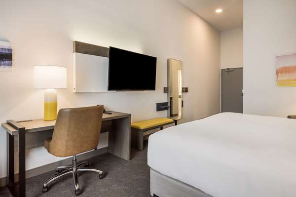  - Comfort Inn & Suites Gaylord - I-75, Exit 282