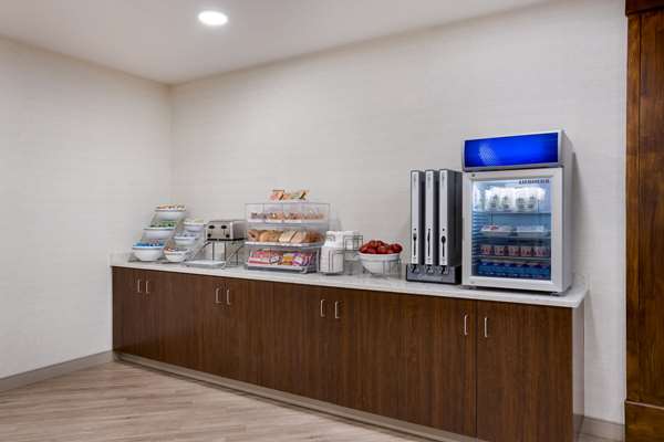 Amenities - Comfort Inn & Suites Gaylord - I-75, Exit 282