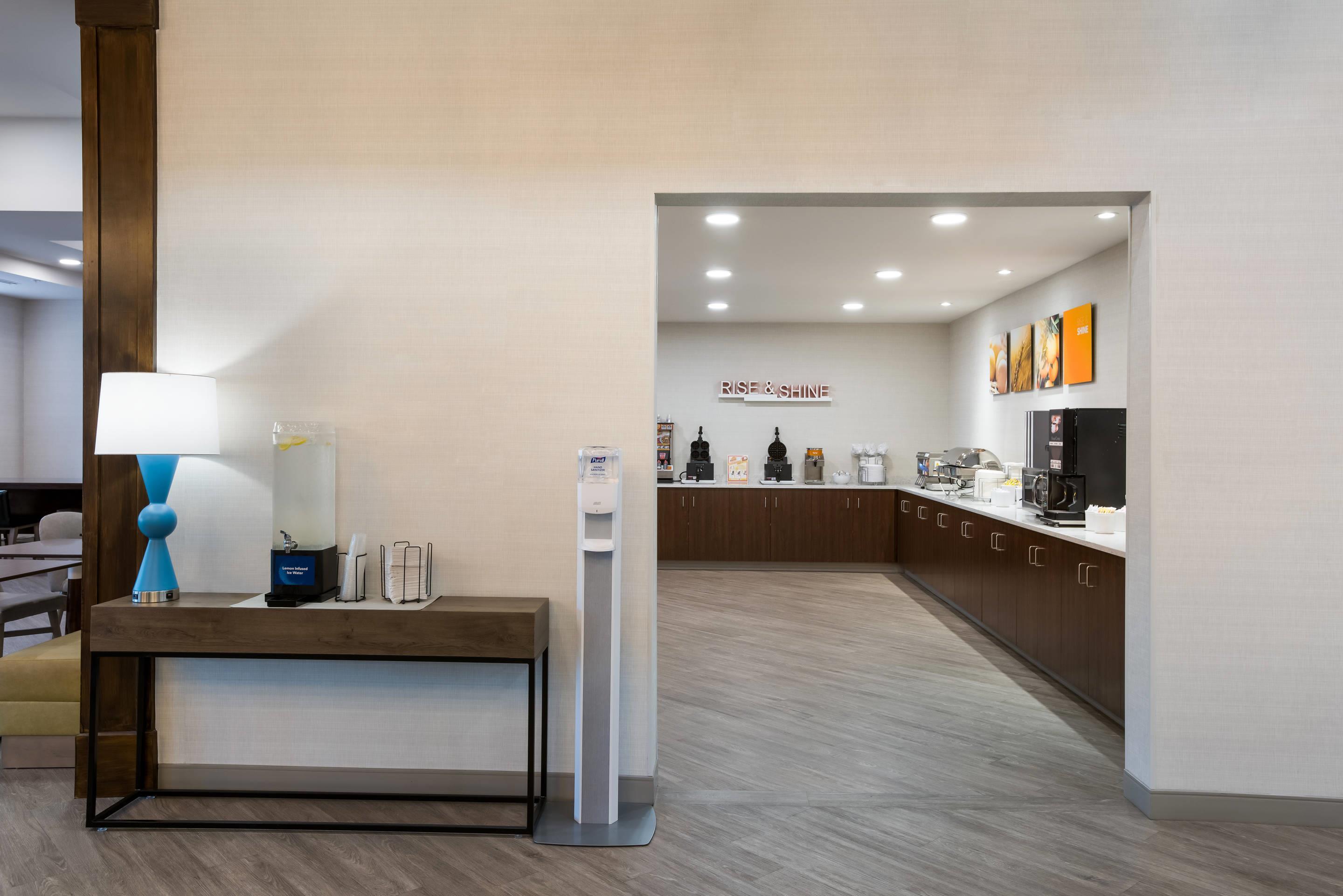 Breakfast counter