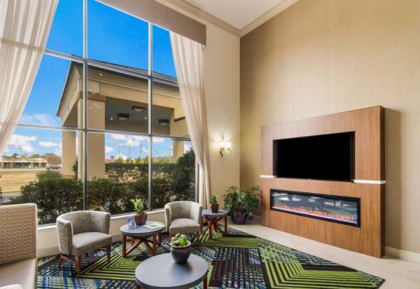  - Clarion Pointe Hotel New Bern