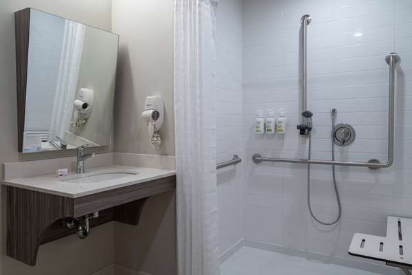  - Microtel Inn & Suites by Wyndham Kanata