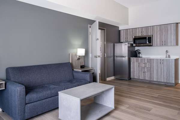 Suite - Microtel Inn & Suites by Wyndham Kanata