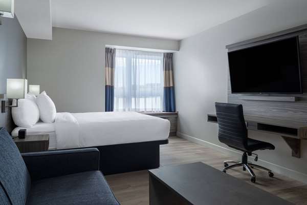  - Microtel Inn & Suites by Wyndham Kanata