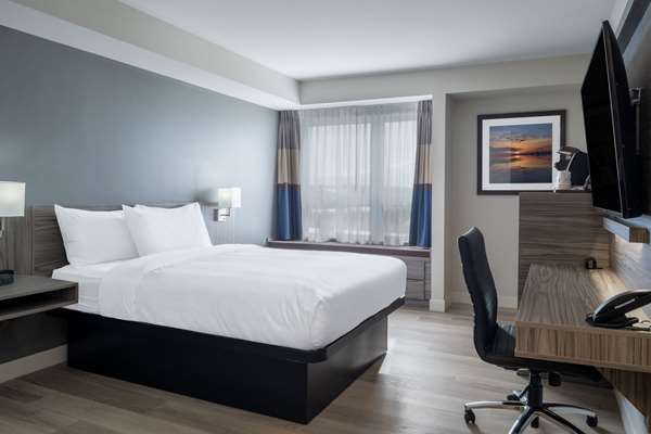  - Microtel Inn & Suites by Wyndham Kanata