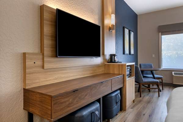  - Best Western Plus Orlando East UCF Area Hotel