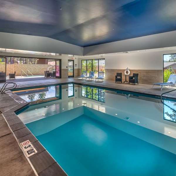 Pool - Hampton Inn South Lake Tahoe