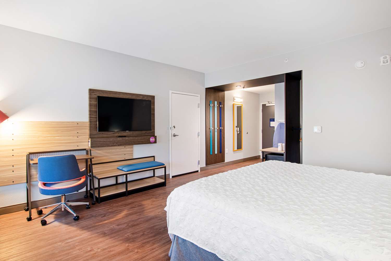 Tru by Hilton Hotel Northeast Chapel Hill, NC See Discounts