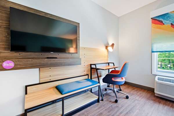  - Tru by Hilton Hotel Northeast Chapel Hill