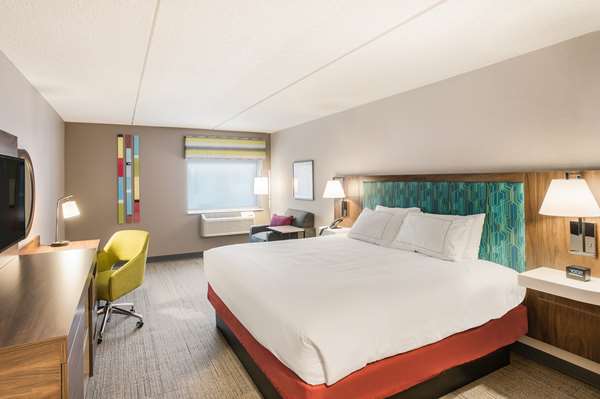  - Hampton Inn & Suites Houghton