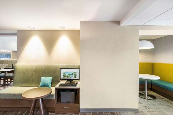 Conference Area - Hampton Inn & Suites Houghton