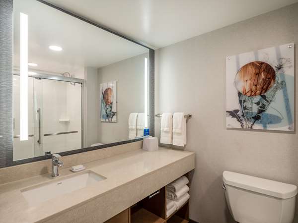 - Homewood Suites by Hilton Downtown Toledo - I-75, Exit 201B & 202A