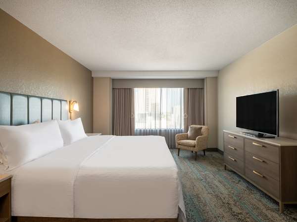  - Homewood Suites by Hilton Downtown Toledo - I-75, Exit 201B & 202A