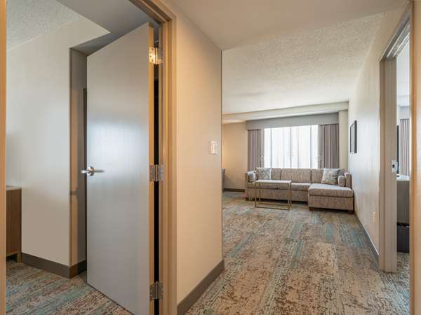  - Homewood Suites by Hilton Downtown Toledo - I-75, Exit 201B & 202A