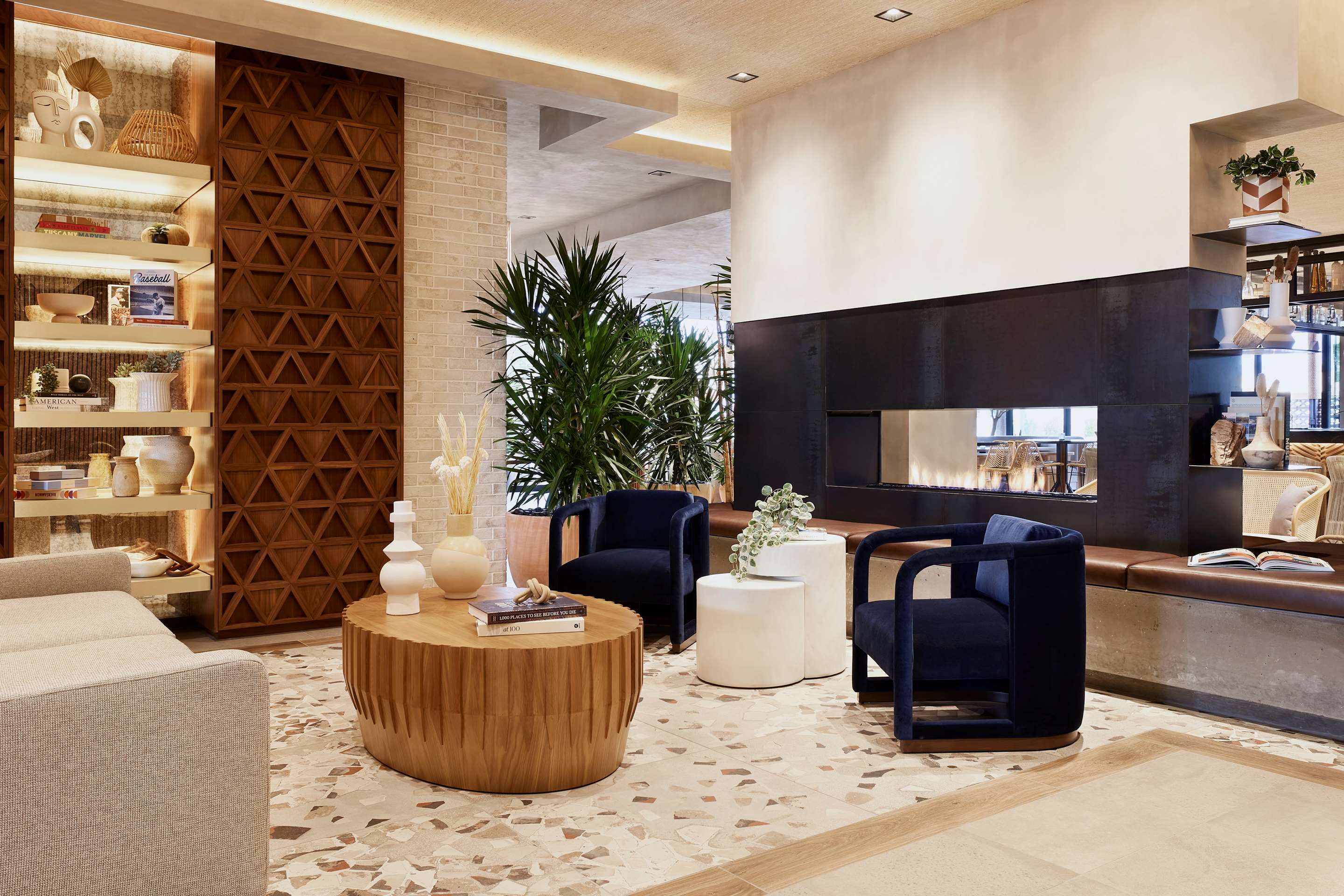 Lobby | Senna House Scottsdale, Curio Collection By Hilton