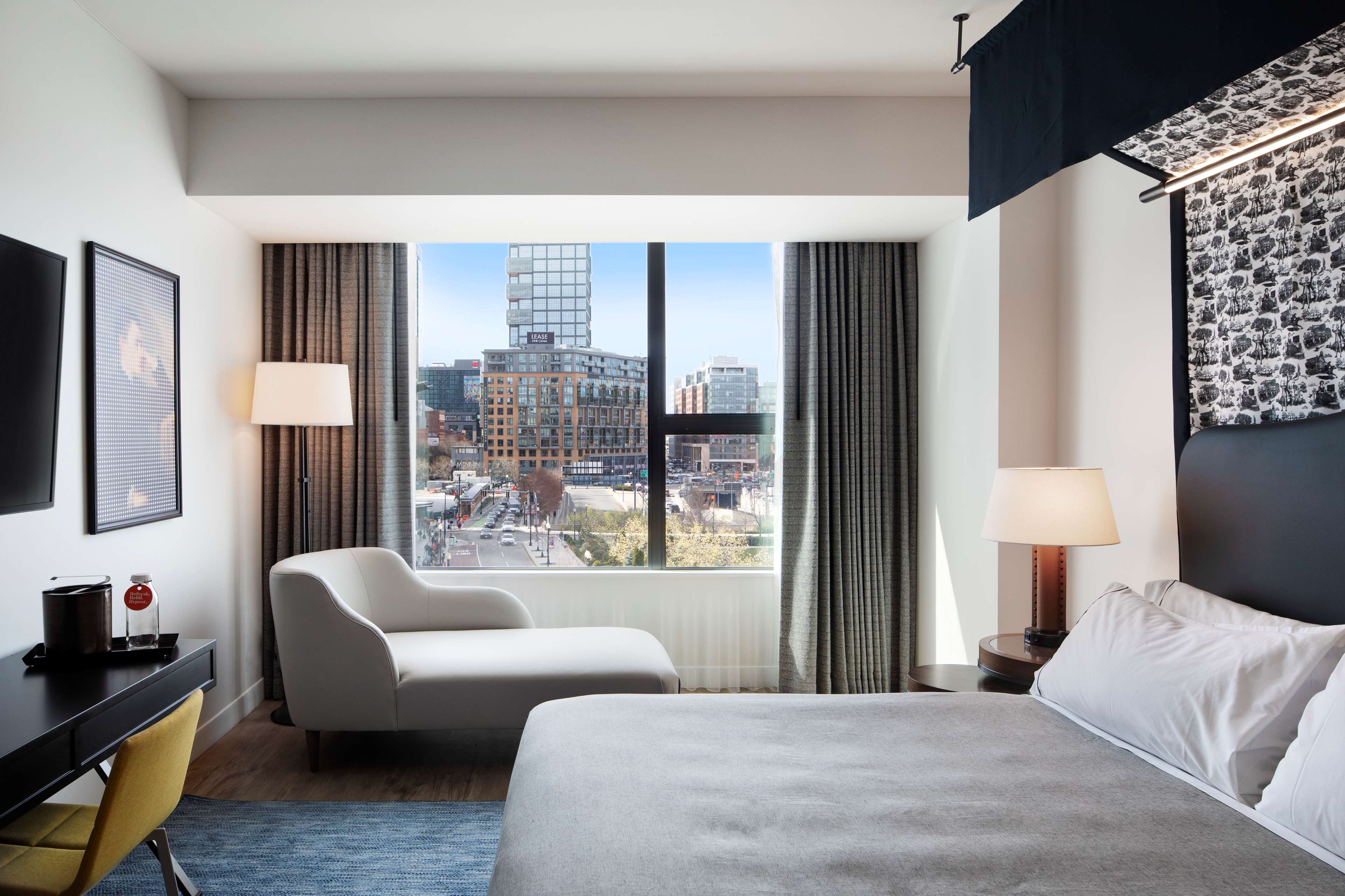 Canopy by Hilton Boston Downtown Room Type - 1 KG BED ONE BEDROOM SUITE