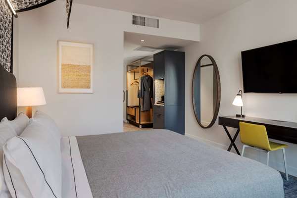  - Canopy by Hilton Hotel Downtown Boston