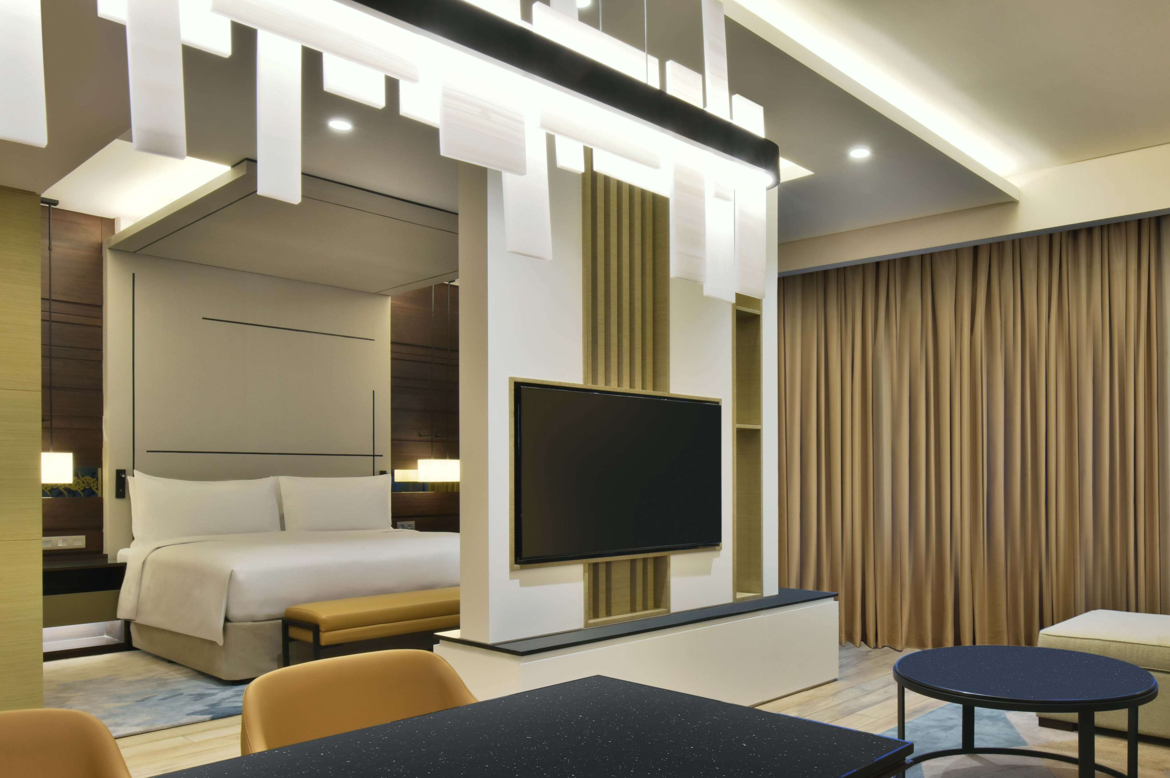 Hilton Bahrain Room Type - KING DELUXE STUDIO