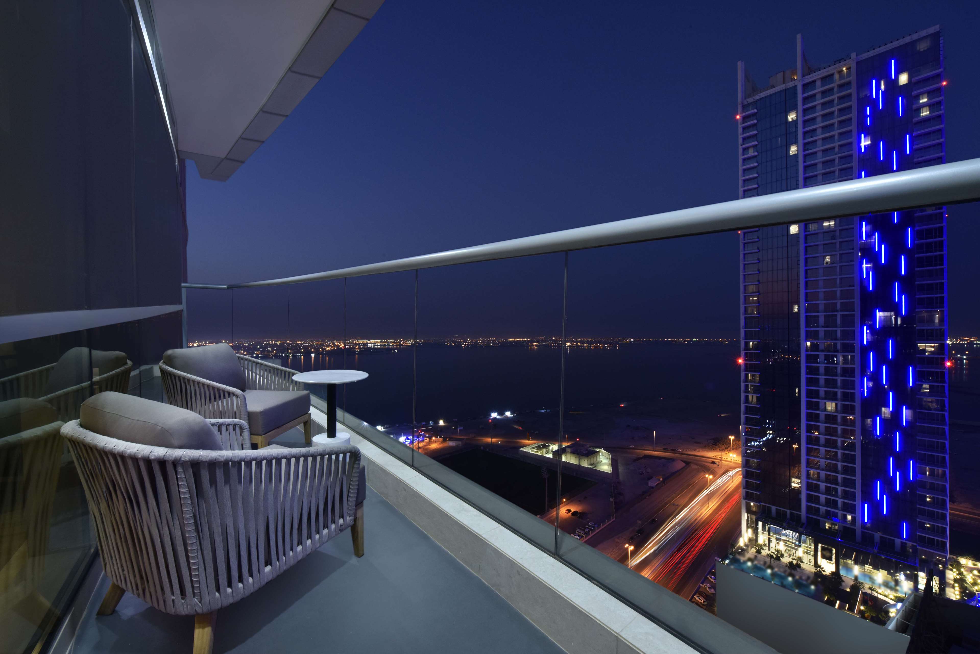 Hilton Bahrain Room Type - JUNIOR SUITE SEA VIEW BALC