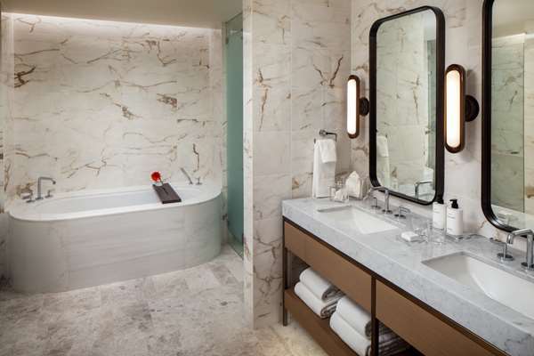  - Conrad Hotel West End Nashville - I-40 & I-65, Exit 209