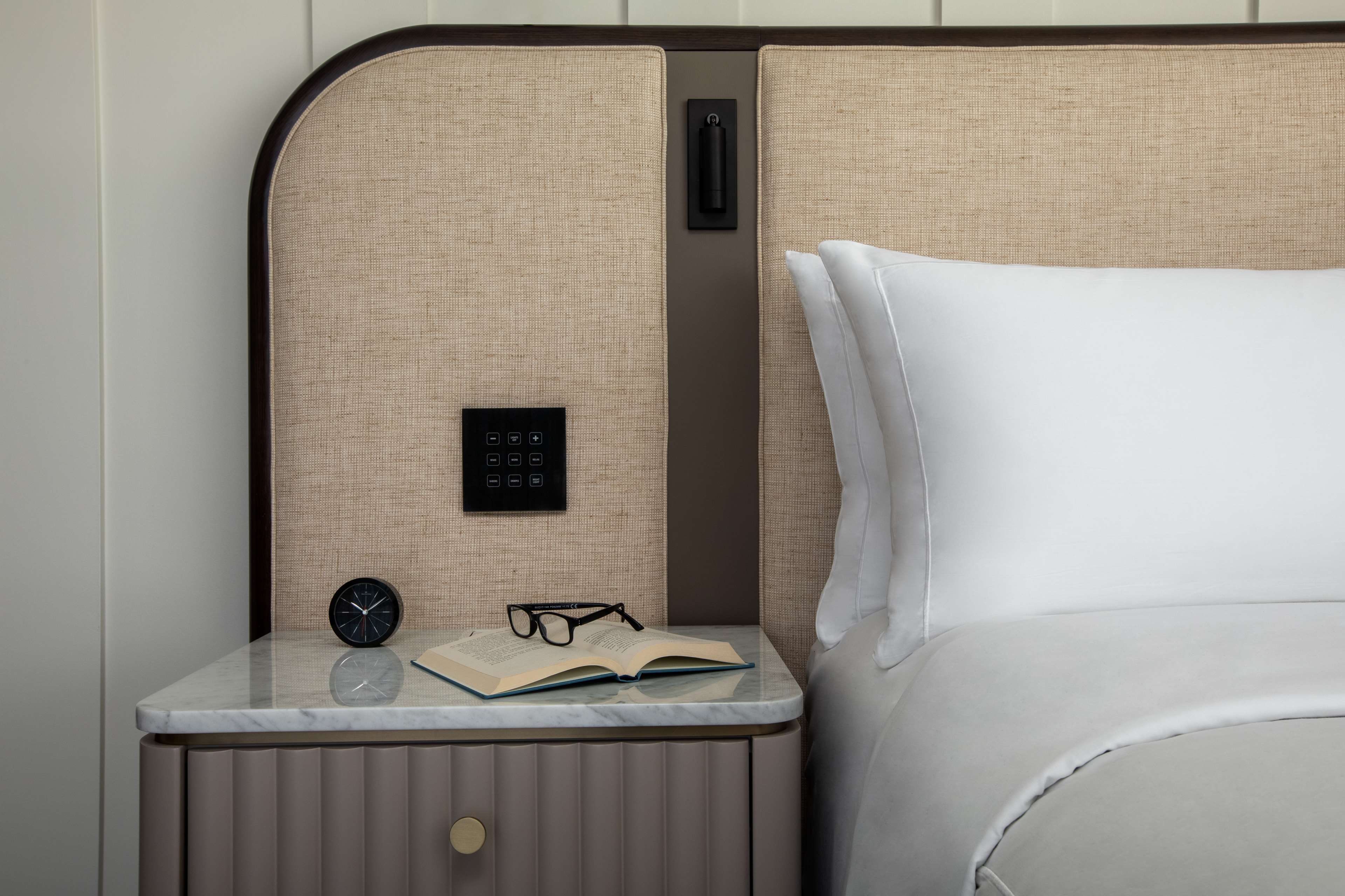 Conrad Nashville Room Type - PREMIUM RM - ONE KING BED