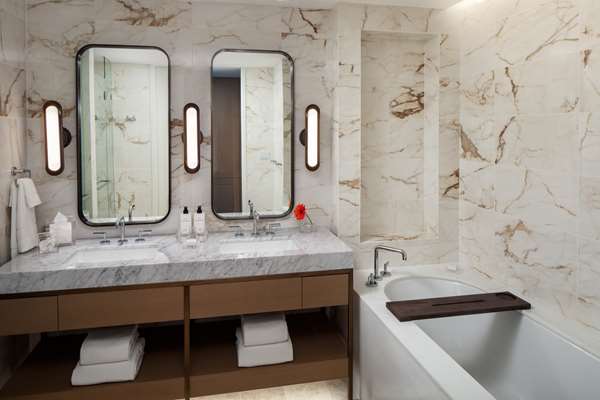  - Conrad Hotel West End Nashville - I-40 & I-65, Exit 209