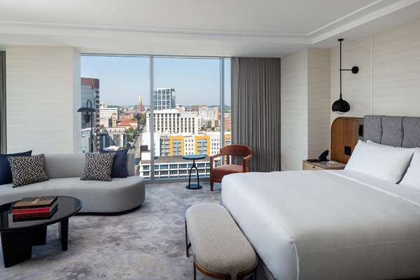  - Conrad Hotel West End Nashville - I-40 & I-65, Exit 209