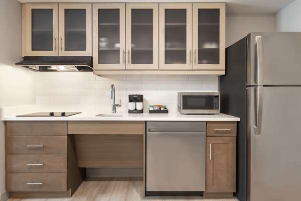  - Homewood Suites by Hilton McDonough - I-75, Exit 218