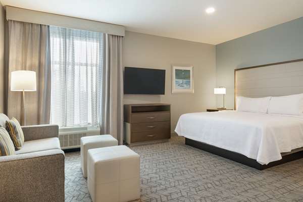  - Homewood Suites by Hilton McDonough - I-75, Exit 218