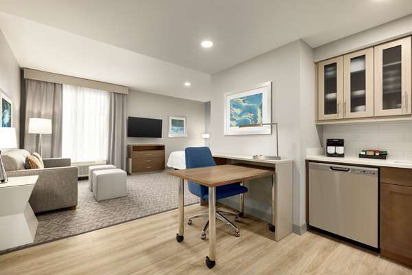  - Homewood Suites by Hilton McDonough - I-75, Exit 218