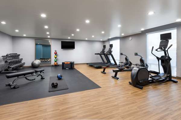 Fitness/ Exercise Room - Hampton Inn Oakhurst