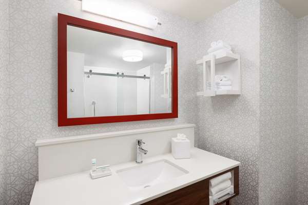  - Hampton Inn Oakhurst
