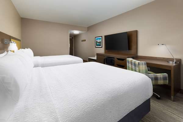  - Hampton Inn Oakhurst