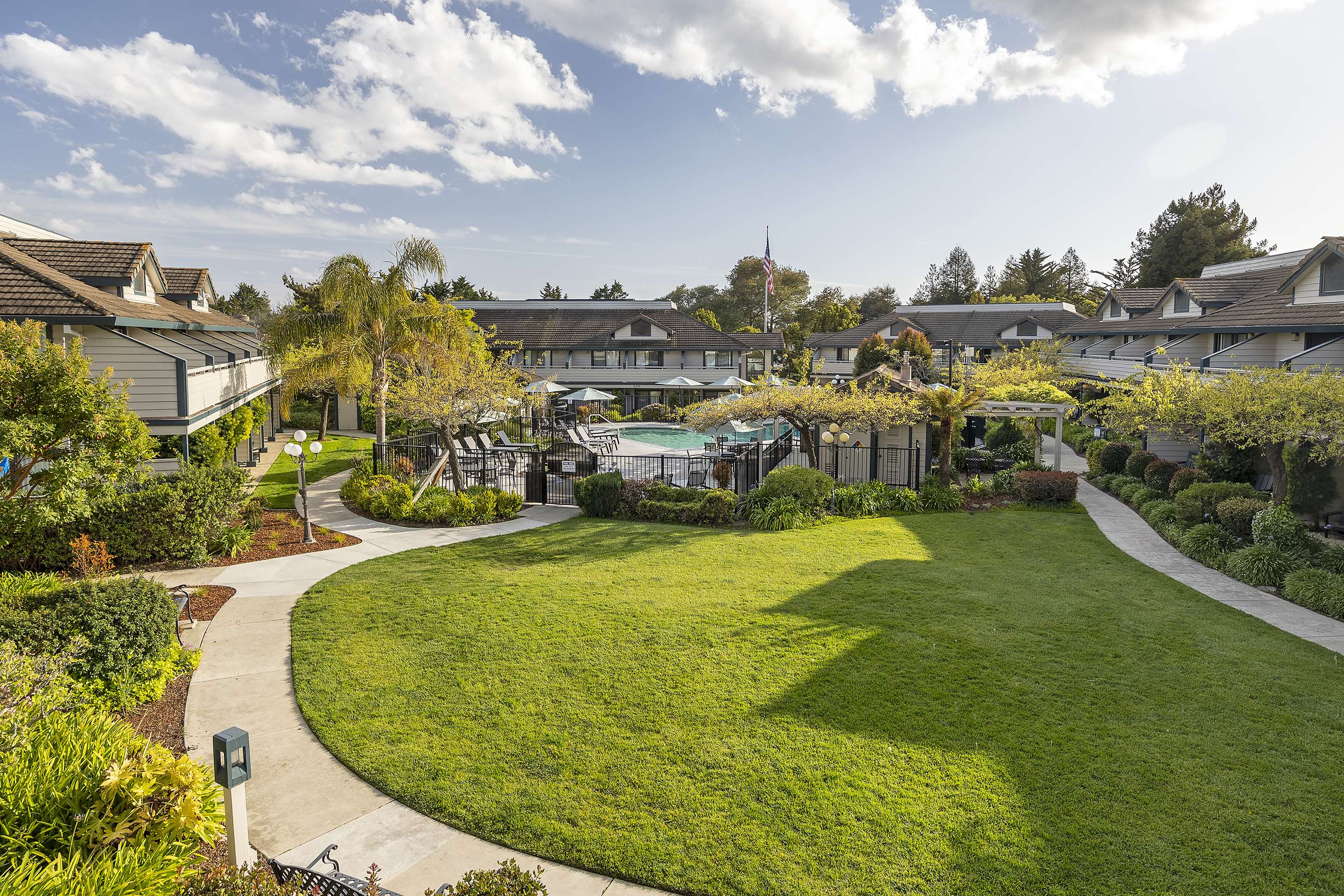 Pool | Seacliff Inn Aptos, Tapestry Collection by Hilton