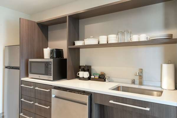  - Home2 Suites by Hilton Woodland Hills