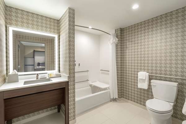  - Home2 Suites by Hilton Woodland Hills